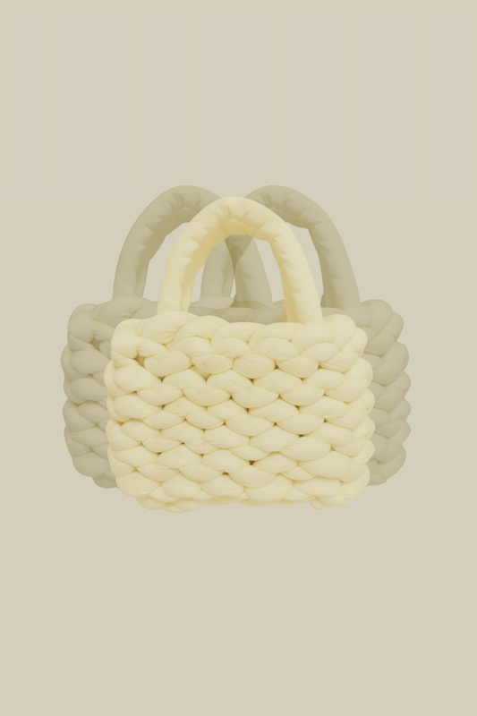 Lilies Basket Bag